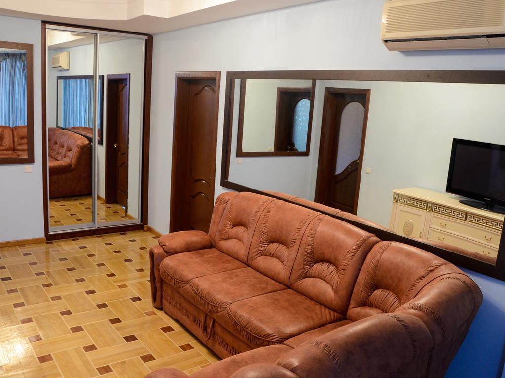 Like Hostel Kiev Exteriör bild